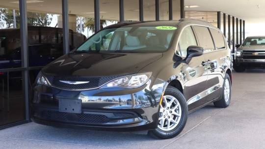 2021 Chrysler Voyager