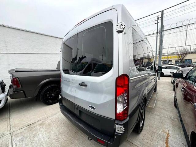 2016 ford transit-150 xl
