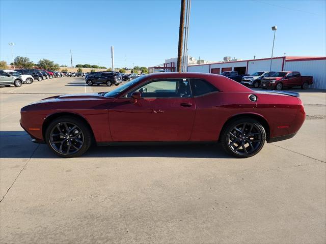 2023 dodge challenger sxt