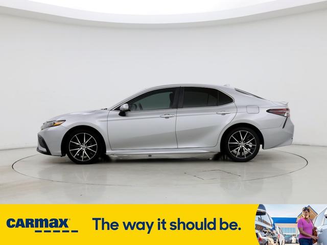 2021 toyota camry se