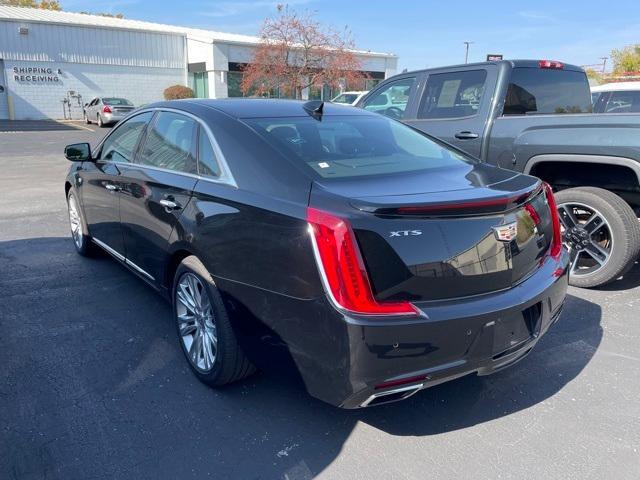 2018 cadillac xts luxury