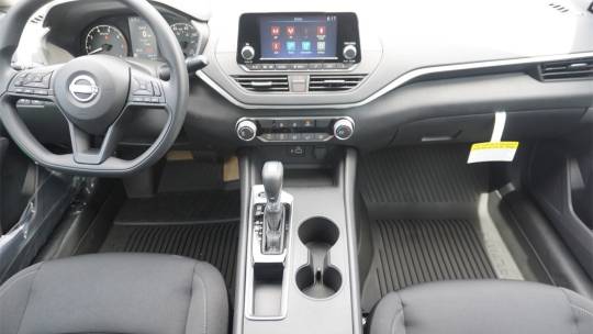 2024 Nissan Altima 2.5 s