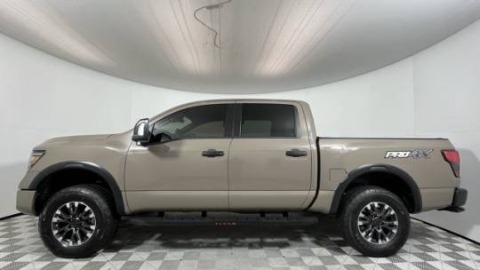 2024 nissan titan pro-4x