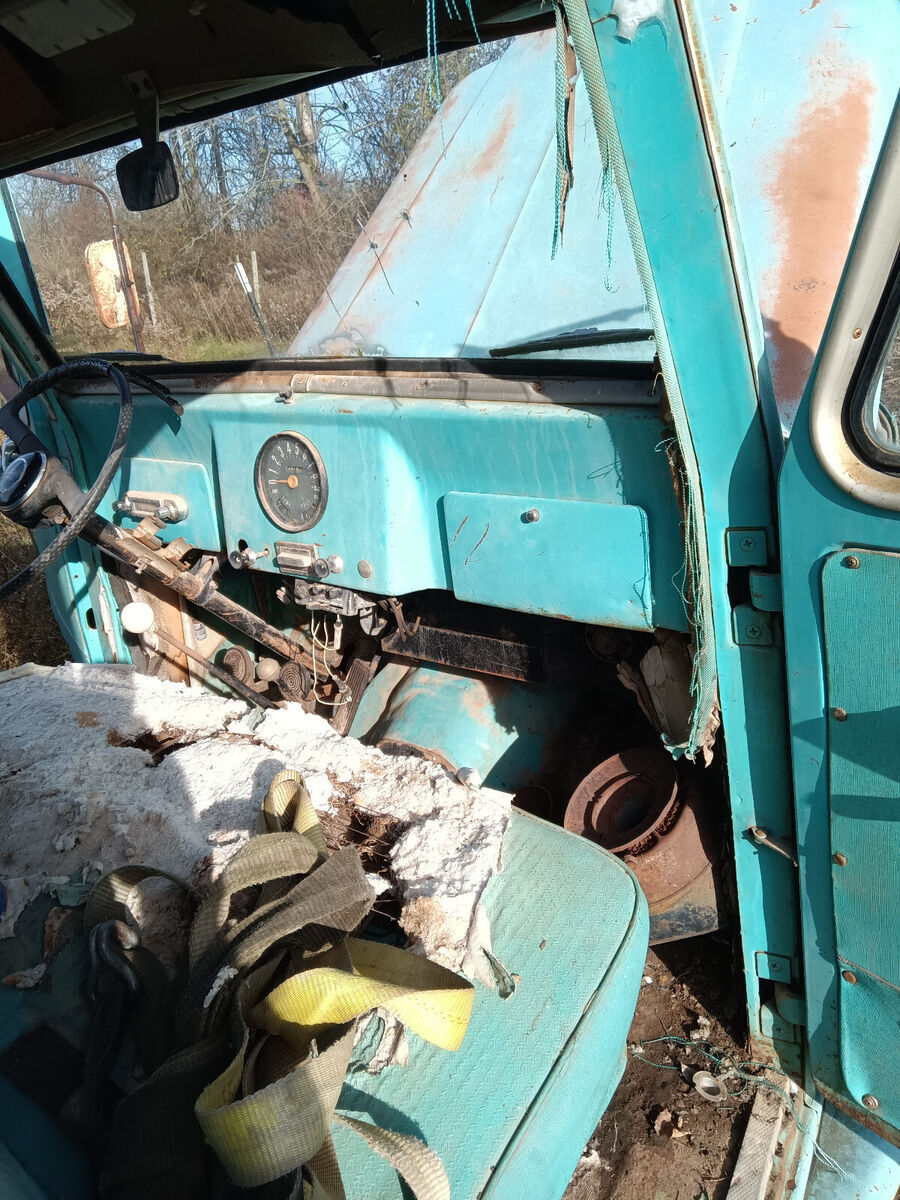 1962 willys jeep pickup for parts or restoration