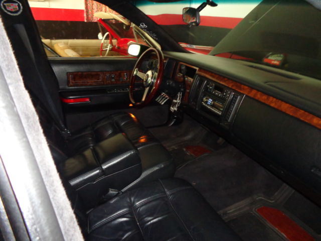 1994 cadillac fleetwood , lowrider, hydraulics