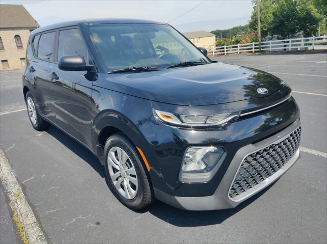 2020 kia soul lx