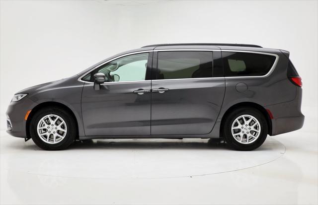 2022 chrysler pacifica touring l