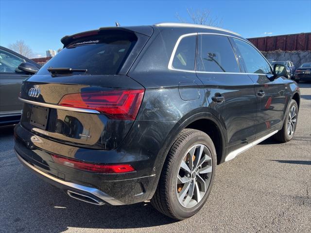 2024 audi q5 45 s line prestige