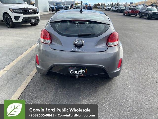 2016 hyundai veloster base