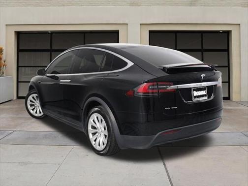 2019 tesla model x