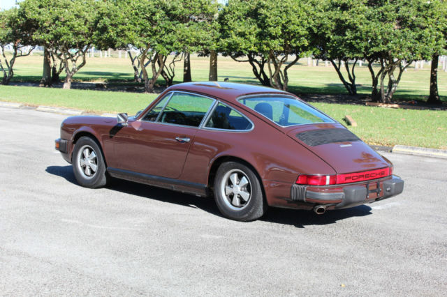 very rare porsche 912e. fully restored. only 2099 made! a/c. no reserve!!!
