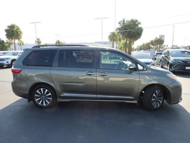 2018 toyota sienna limited premium