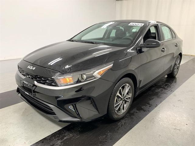 2023 kia forte lxs