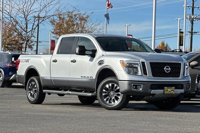 2017 nissan titan xd pro-4x