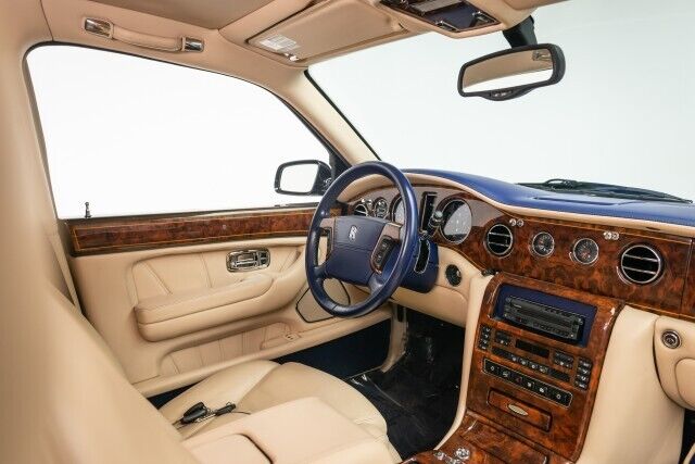 2001 rolls-royce sedan