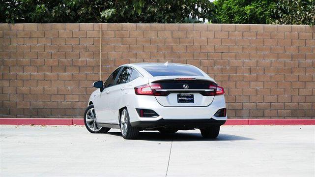 2018 honda clarity plug-in hybrid base