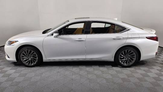 2025 Lexus ES