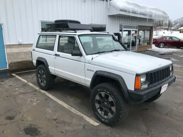 1992 jeep cherokee xj sport 4x4 rare! 2 door 5 speed!! rust free!!