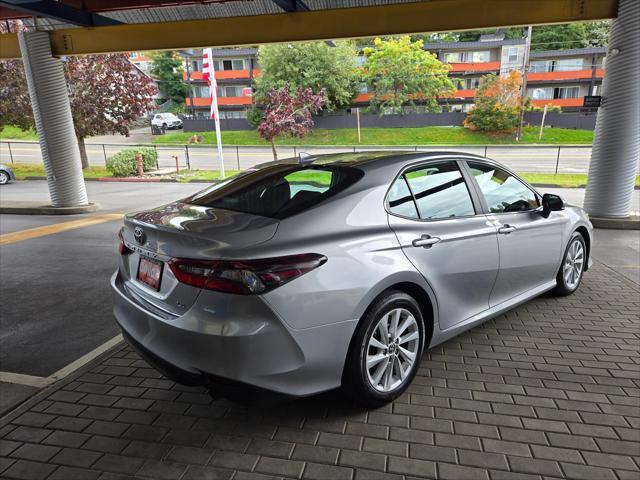 2023 toyota camry le