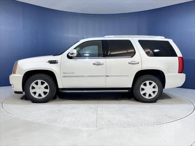 2011 cadillac escalade base