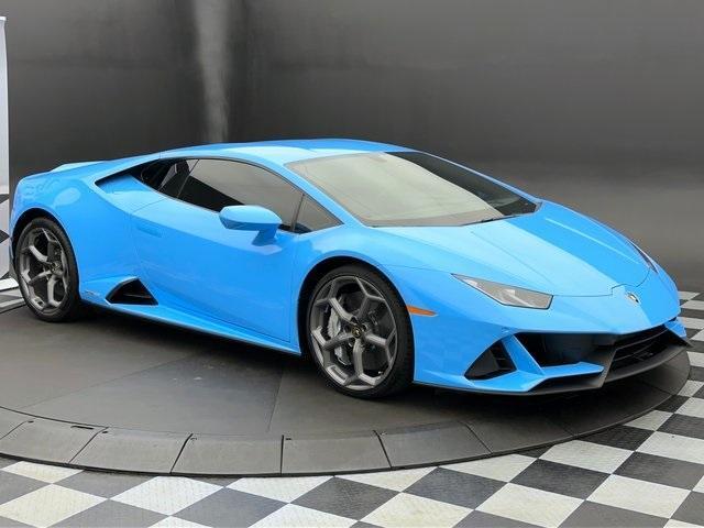 2022 lamborghini huracan evo base