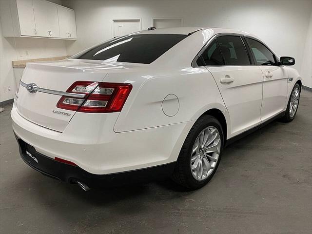 2016 ford taurus limited