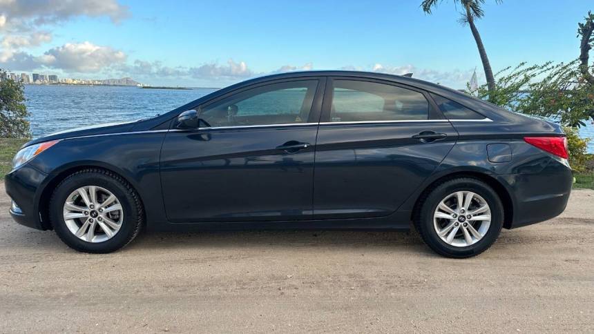 2013 hyundai sonata gls