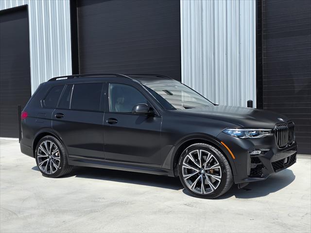 2021 bmw x7 m50i