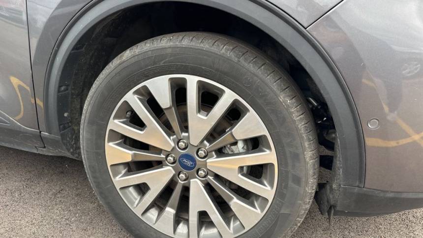 2021 ford escape hybrid titanium