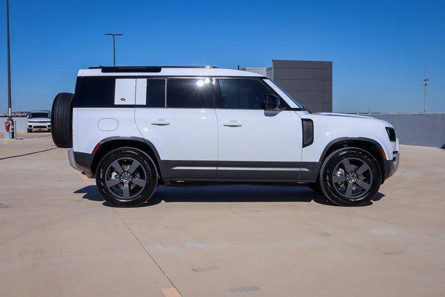 2024 land rover defender 110 p300