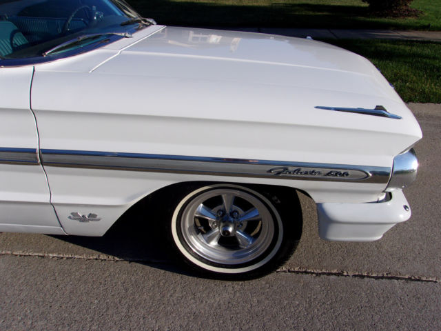 beautiful 1964 ford galaxie 500 fastback - 390 big block - must see extra clean!