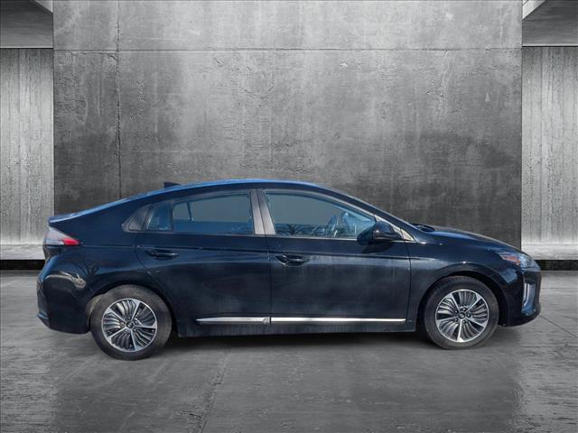 2022 hyundai ioniq plug-in hybrid se