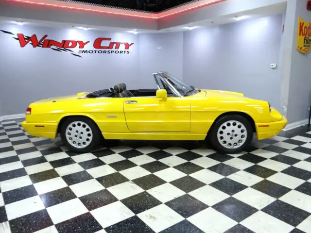 alfa romeo spider veloce convertible only 40k miles 5-speed just serviced nice!