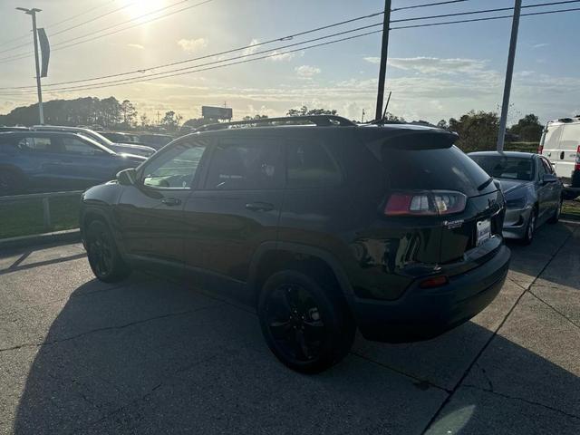 2021 jeep cherokee latitude plus