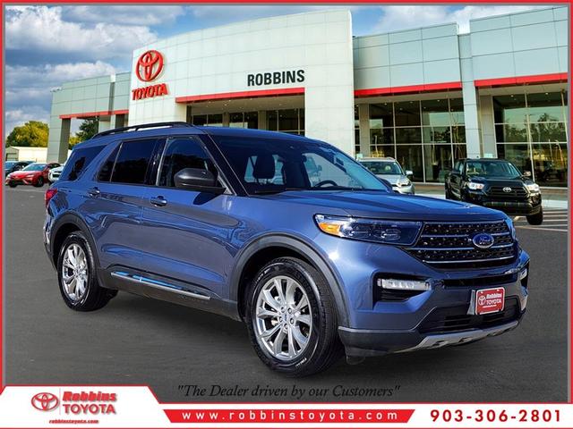2021 ford explorer xlt