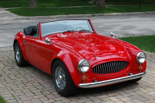1972 austin healy 5000 sebring, low miles ,5 speed ,cd player, great condition