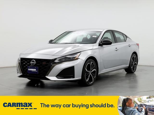 2023 nissan altima sr