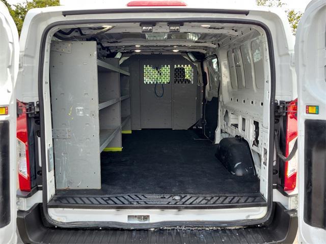 2020 ford transit-150 base