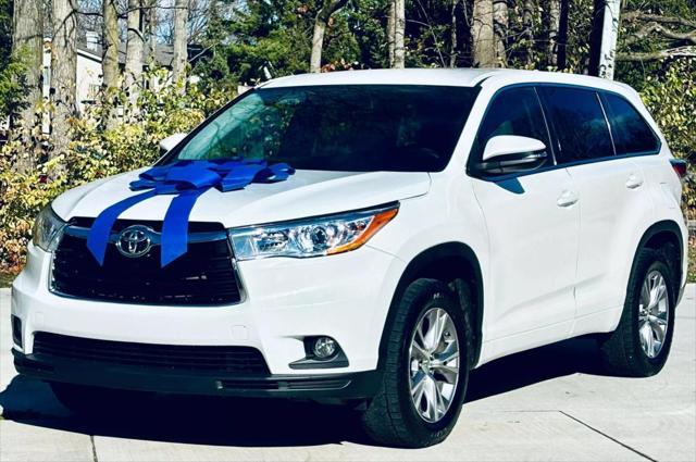 2015 toyota highlander le plus