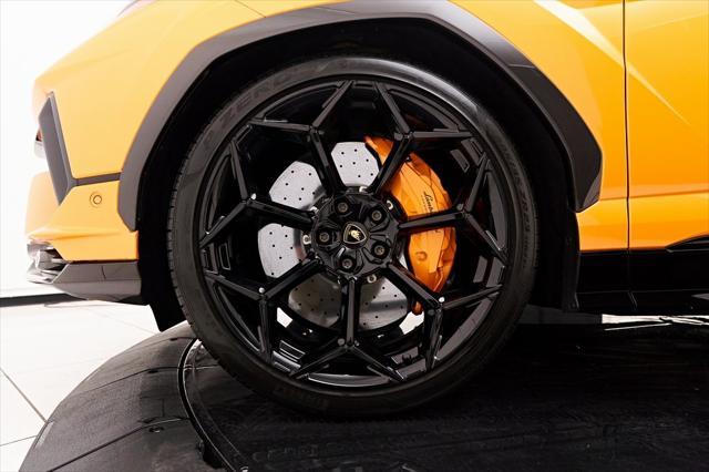 2023 lamborghini urus performante