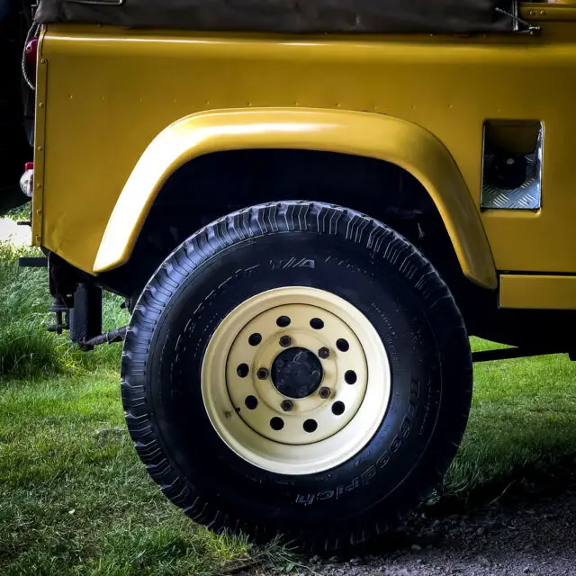 1991 land rover defender 90 200 tdi twisted bahama gold reproduction