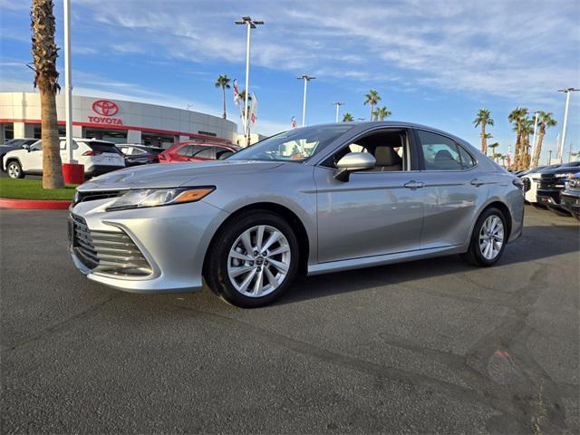 2023 toyota camry le