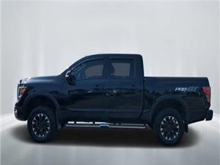 2020 Nissan Titan pro-4x