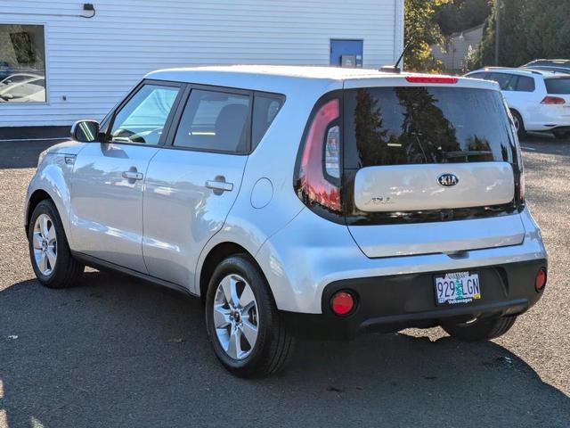 2019 kia soul base
