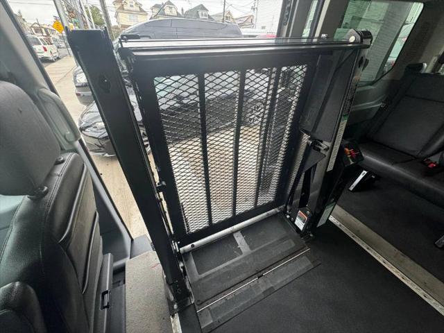 2018 ford transit-150 xl