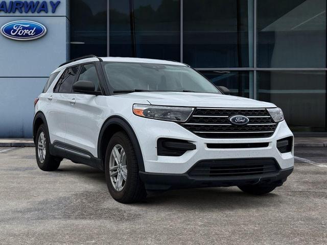 2021 ford explorer xlt