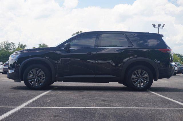 2024 nissan pathfinder s fwd
