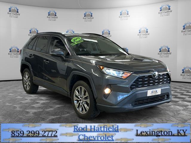 2019 toyota rav4 xle