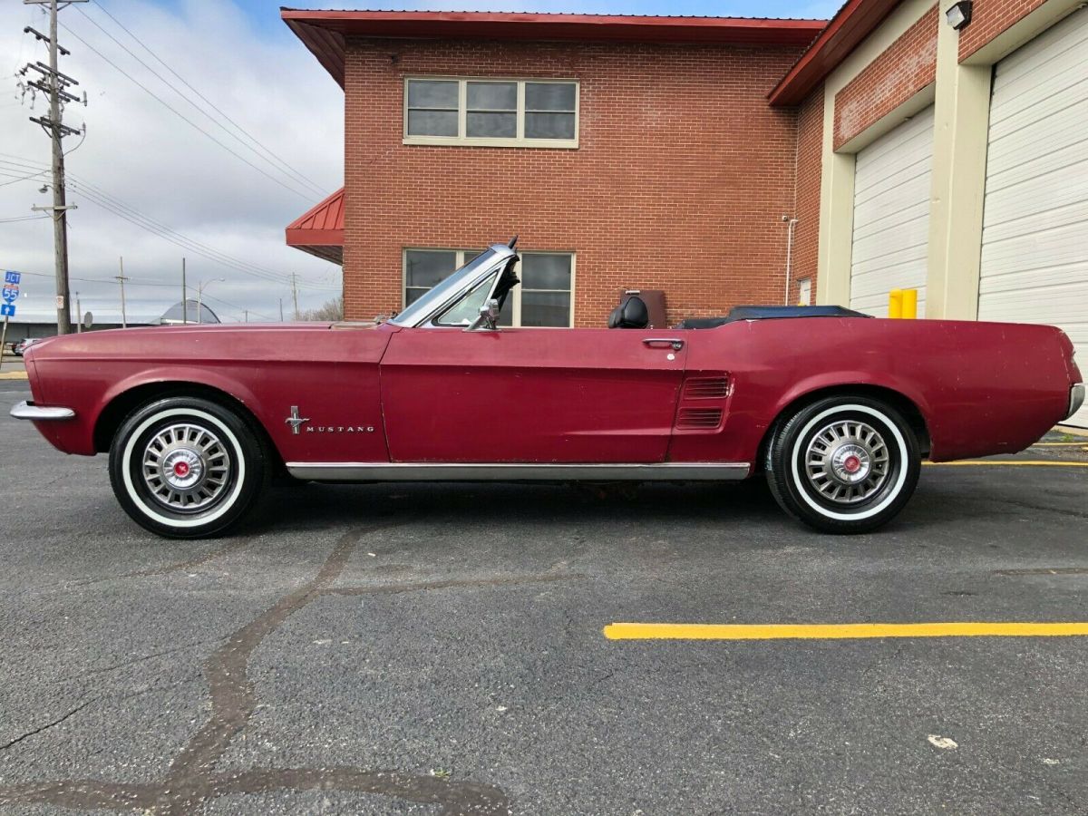 1967 ford mustang convertible factory 289 c.i rare headrest seats