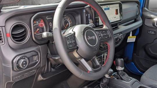 2024 Jeep Gladiator
